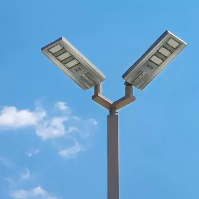 Proiector stradal solar LED 40W cu senzor si telecomanda Alb natural