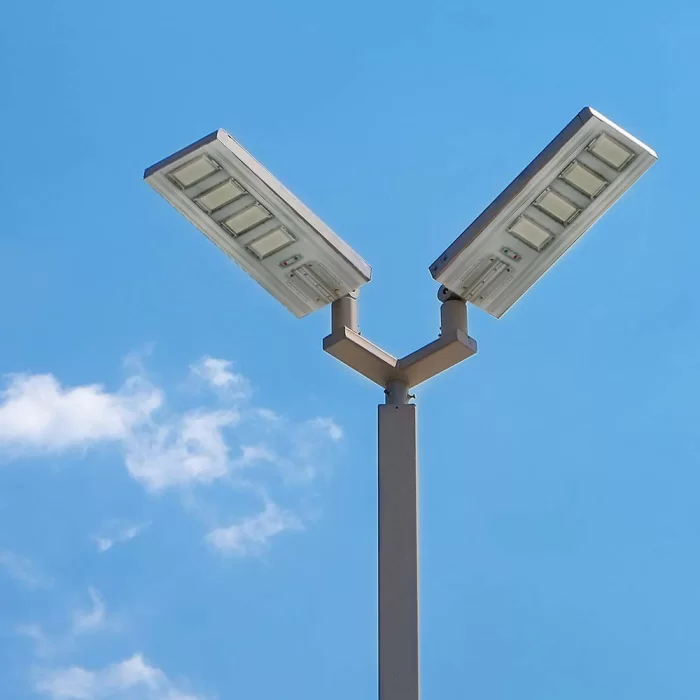 Proiector stradal solar LED 50W cu senzor si telecomanda Alb rece